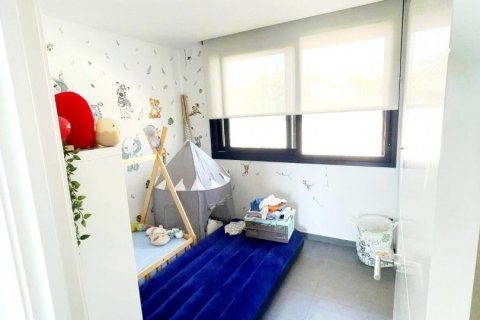 3 bedrooms house for sale in Roda de Berà, Tarragona, Catalonia, Spain № 7547 - photo 23