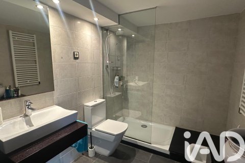 Купить дуплекс в Барселона, Испания с 2 спальни, 79м², № 7551 - фото 21