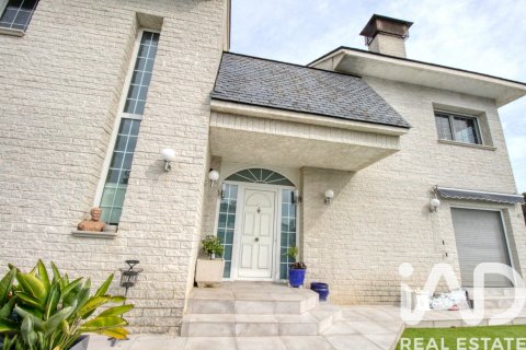 3 bedrooms house for sale in Girona, Catalonia, Spain № 7546 - photo 4