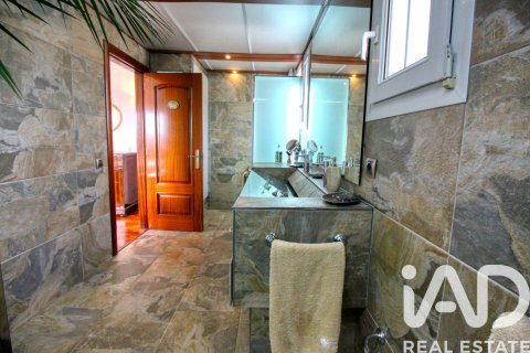 3 bedrooms house for sale in Girona, Catalonia, Spain № 7546 - photo 21