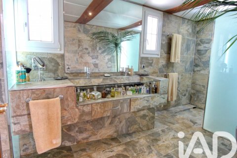 3 bedrooms house for sale in Girona, Catalonia, Spain № 7546 - photo 20