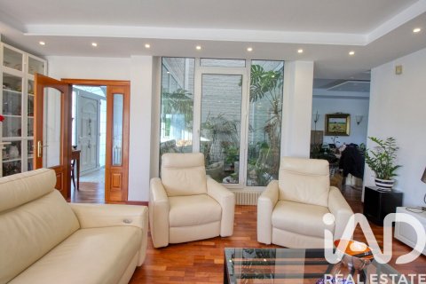 3 bedrooms house for sale in Girona, Catalonia, Spain № 7546 - photo 10