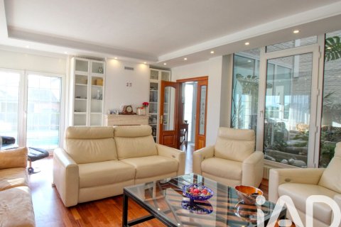 3 bedrooms house for sale in Girona, Catalonia, Spain № 7546 - photo 8