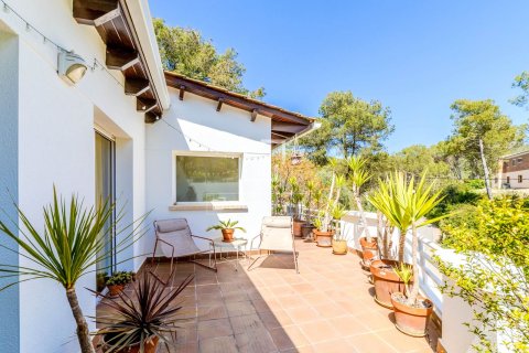 4 bedrooms villa for sale in Sitges, Barcelona, Catalonia, Spain № 6593 - photo 19