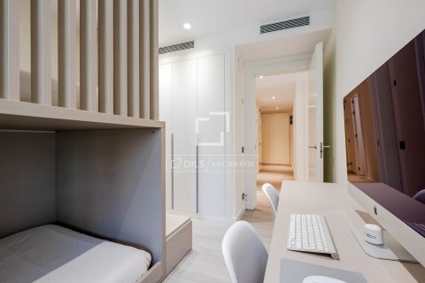 3 bedrooms apartment for sale in Esplugues de Llobregat, Barcelona, Catalonia, Spain № 6590 - photo 27