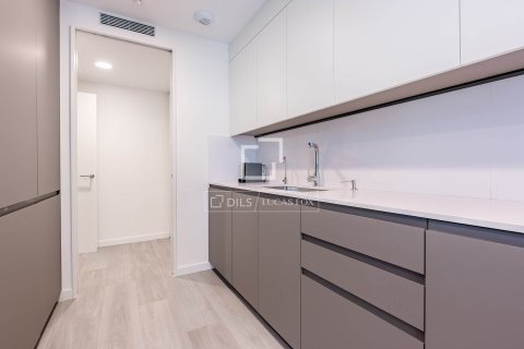 3 bedrooms apartment for sale in Esplugues de Llobregat, Barcelona, Catalonia, Spain № 6590 - photo 12