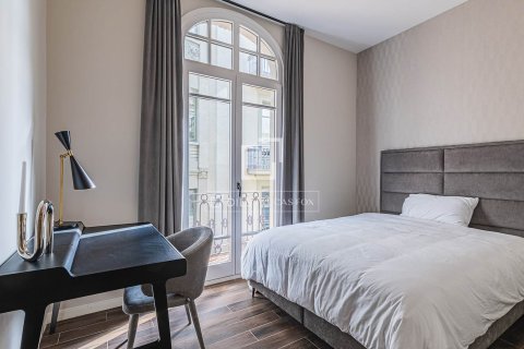 Apartamento de 3 dormitorios en venta en Barcelona, Cataluña, Spain № 6591 - foto 13