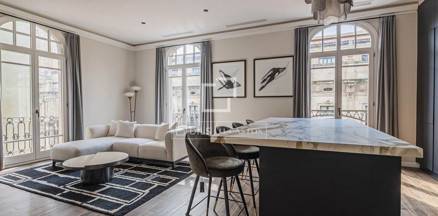 Apartamento de 3 dormitorios en venta en Barcelona, Cataluña, Spain № 6591