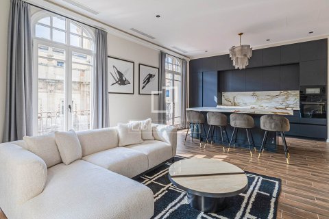 Apartamento de 3 dormitorios en venta en Barcelona, Cataluña, Spain № 6591 - foto 9