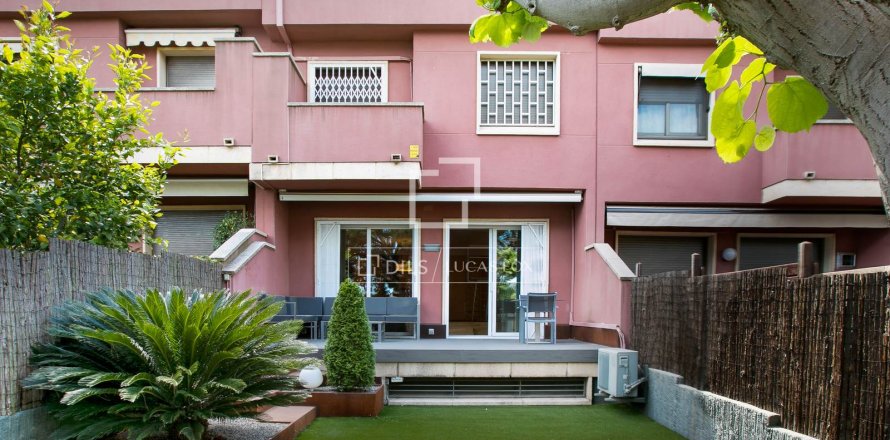3 bedrooms villa for sale in Alella, Barcelona, Catalonia, Spain № 6592