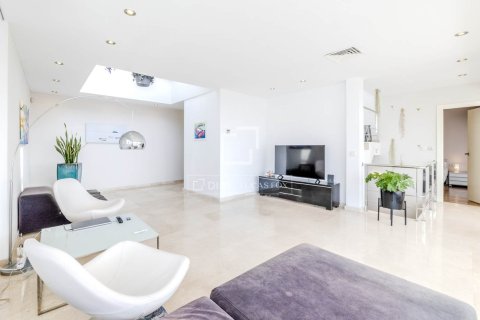 Villa de 5 dormitorios en venta en Sitges, Barcelona, Cataluña, Spain № 6594 - foto 23
