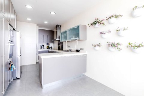 Villa de 5 dormitorios en venta en Sitges, Barcelona, Cataluña, Spain № 6594 - foto 13