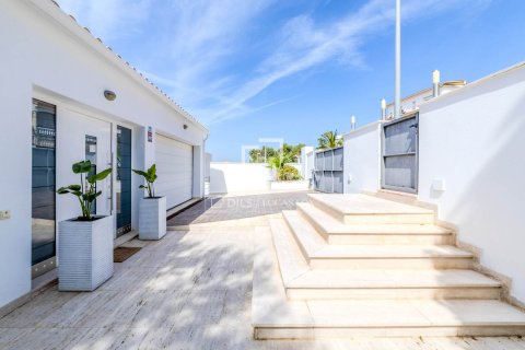 Villa de 5 dormitorios en venta en Sitges, Barcelona, Cataluña, Spain № 6594 - foto 6