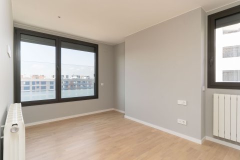 4 bedrooms apartment for sale in Badalona, Barcelona, Catalonia, Spain № 6317 - photo 19