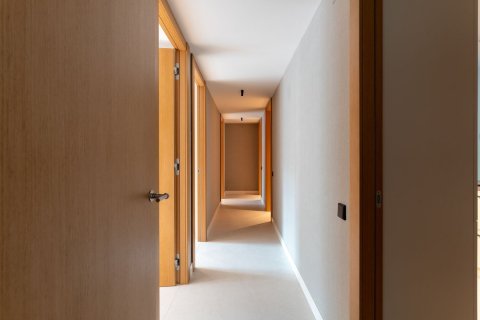 4 bedrooms apartment for sale in Barcelona, Catalonia, Spain № 6321 - photo 7