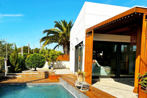 5 bedrooms house for sale in Cubelles, Barcelona, Catalonia, Spain № 6853