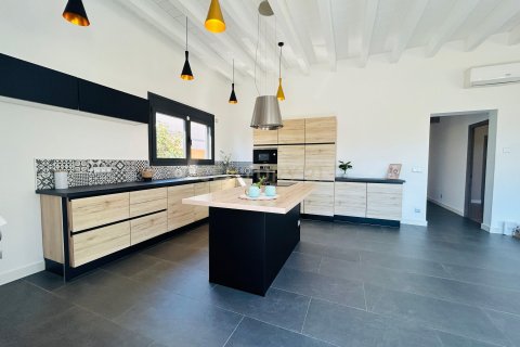 Сasa de 5 dormitorios en venta en Cubelles, Barcelona, Cataluña, Spain № 6853 - foto 7