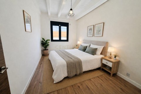 Сasa de 5 dormitorios en venta en Cubelles, Barcelona, Cataluña, Spain № 6853 - foto 16