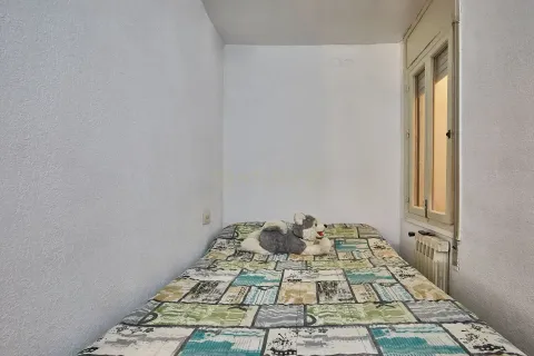 Сasa de 6 dormitorios en venta en Montgat, Barcelona, Cataluña, Spain № 6856 - foto 21