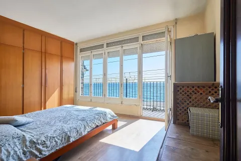 Сasa de 6 dormitorios en venta en Montgat, Barcelona, Cataluña, Spain № 6856 - foto 15
