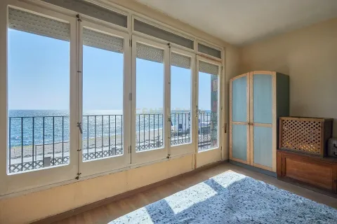 Сasa de 6 dormitorios en venta en Montgat, Barcelona, Cataluña, Spain № 6856 - foto 16