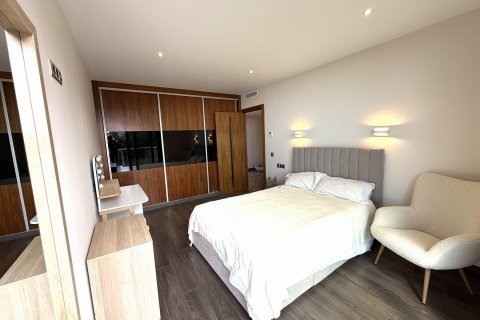 Сasa de 5 dormitorios en venta en Castell d'Aro, Gerona, Cataluña, Spain № 1392 - foto 19