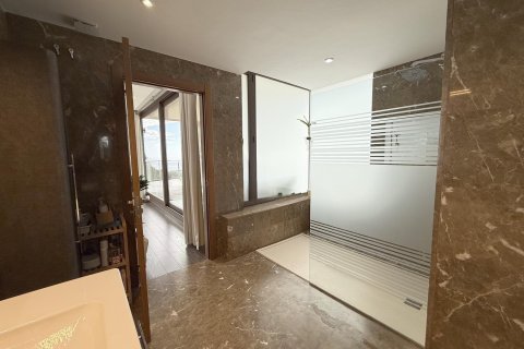 Сasa de 5 dormitorios en venta en Castell d'Aro, Gerona, Cataluña, Spain № 1392 - foto 24