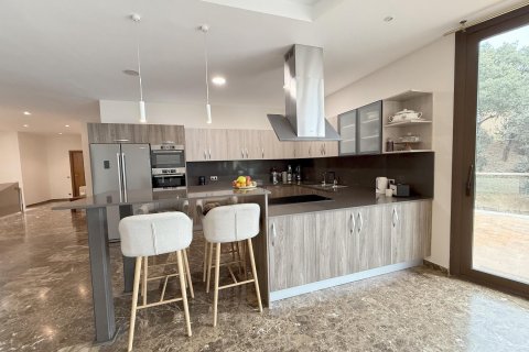 Сasa de 5 dormitorios en venta en Castell d'Aro, Gerona, Cataluña, Spain № 1392 - foto 10