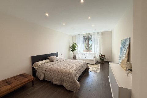 Сasa de 5 dormitorios en venta en Castell d'Aro, Gerona, Cataluña, Spain № 1392 - foto 11