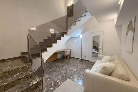 Сasa de 5 dormitorios en venta en Castell d'Aro, Gerona, Cataluña, Spain № 1392 - foto 28