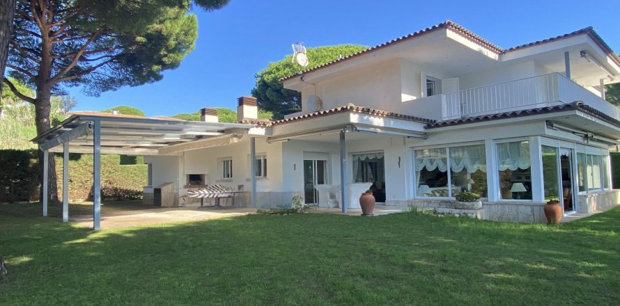 Дом с 7 спальнями в С'Агаро, Герона, Каталония, Испания № 1391