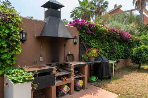 Купить дом в Гава, Испания с 6 комнат, 850м², № 1394 - фото 26