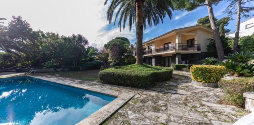 Дом с 4 спальнями в С'Агаро, Герона, Каталония, Испания № 1390