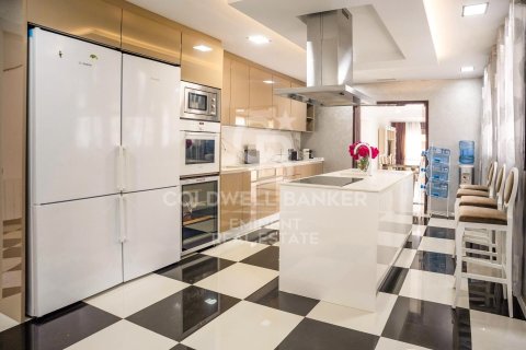 9 bedrooms house for sale in Castelldefels, Barcelona, Catalonia, Spain № 5490 - photo 16