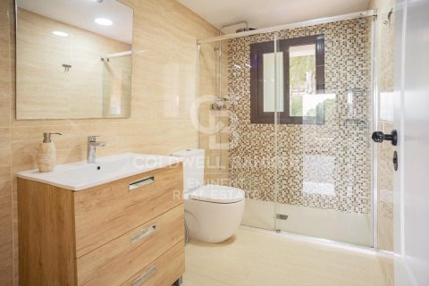 9 bedrooms house for sale in Castelldefels, Barcelona, Catalonia, Spain № 5490 - photo 24