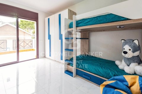 9 bedrooms house for sale in Castelldefels, Barcelona, Catalonia, Spain № 5490 - photo 26