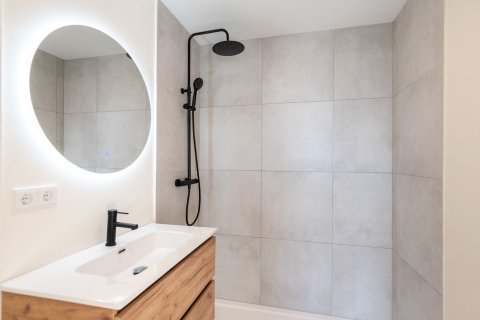 Купить квартиру в Барселона, Испания с 4 комнаты, № 1387 - фото 15