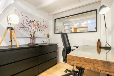 Купить квартиру в Барселона, Испания с 3 комнаты, № 1388 - фото 28