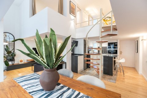 Купить квартиру в Барселона, Испания с 3 комнаты, № 1388 - фото 9