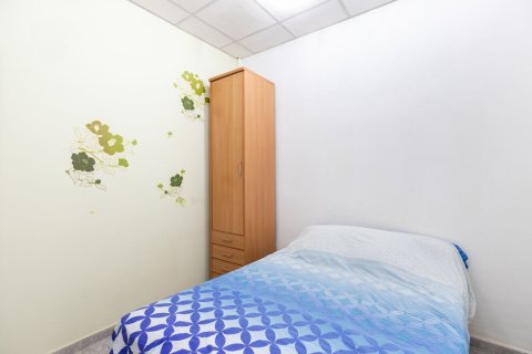 Купить квартиру в Барселона, Испания с 4 комнаты, № 1386 - фото 21