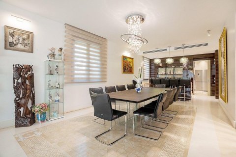 Купить дом в Пладжа-де-Аро, Испания с 5 комнат, 1050м², № 1384 - фото 9