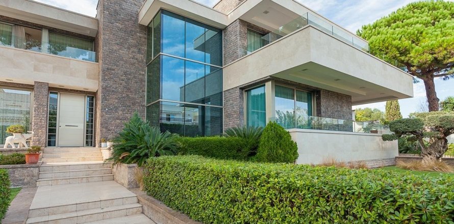 Дом с 4 спальнями в Пладжа-де-Аро, Герона, Каталония, Испания № 1384