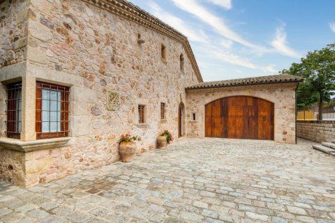 Купить дом в С'Агаро, Испания 4м², № 1382 - фото 3