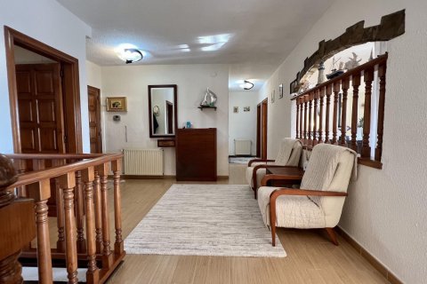 Купить дом в Сант Антони де Калонже, Испания с 6 комнат, № 1383 - фото 12