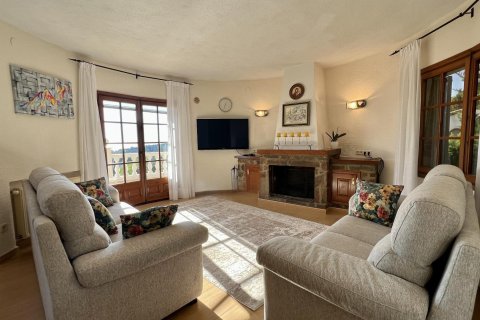 Купить дом в Сант Антони де Калонже, Испания с 6 комнат, № 1383 - фото 13