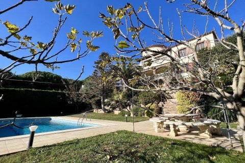 Купить дом в Сант Антони де Калонже, Испания с 6 комнат, № 1383 - фото 4