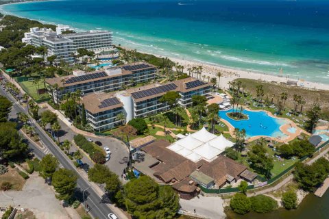 4992 m² commercial property à vendre à Sitges, Barcelona, Catalonia, Spain № 1455