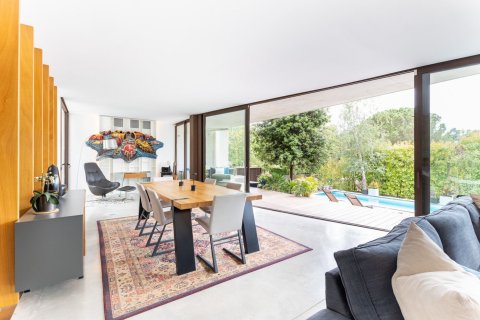 Купить дом в Сан-Кугат-дель-Вальес, Испания с 6 комнат, № 1457 - фото 8