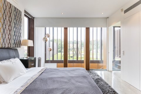 Купить дом в Сан-Кугат-дель-Вальес, Испания с 6 комнат, № 1457 - фото 24