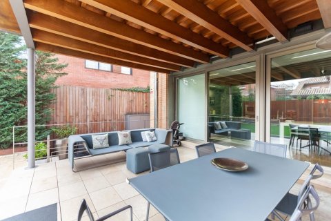 Купить дом в Сан-Кугат-дель-Вальес, Испания с 6 комнат, № 1456 - фото 13